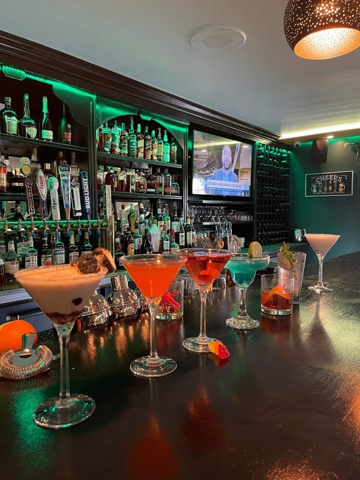 Sammy's Restaurant Serves Chicken in Westbrook, CT 06498