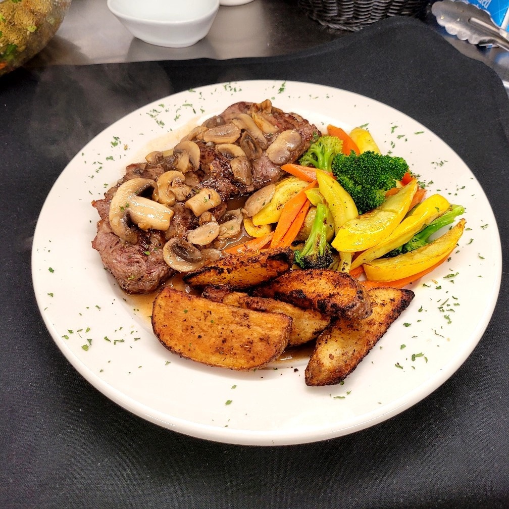 Sammy's Restaurant Serves Chicken in Westbrook, CT 06498